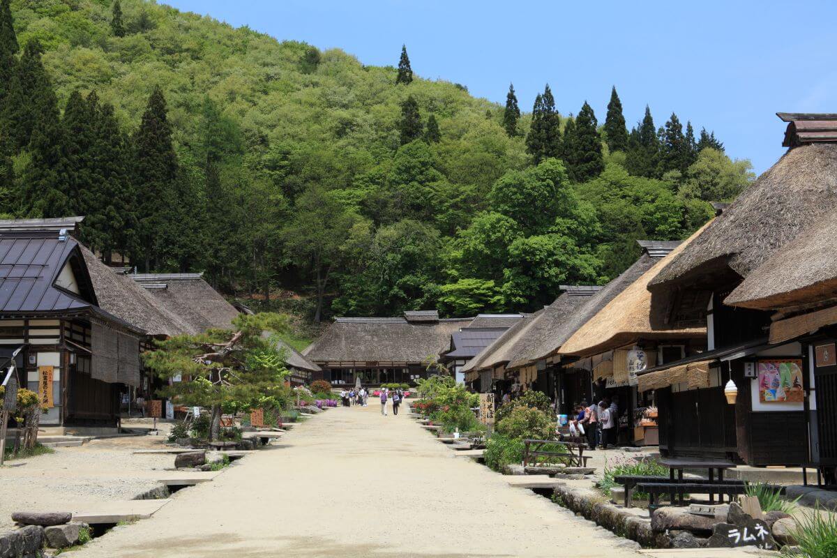 名物グルメを食べ歩き＆絶景スポット満喫！大内宿観光モデルコース - AVA Travel（アバトラベル）の画像