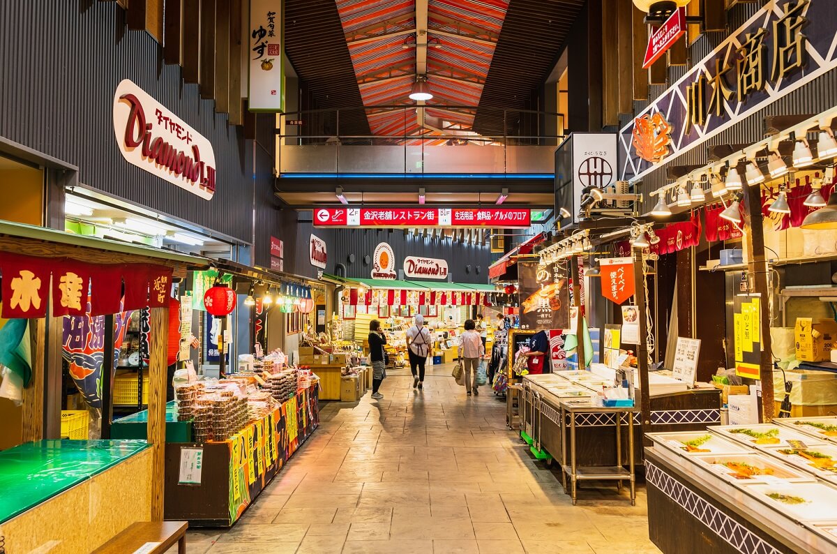 金沢観光1泊2日のモデルコースを紹介！市場で食べる海鮮から人気の美術館まで - AVA Travel（アバトラベル）
