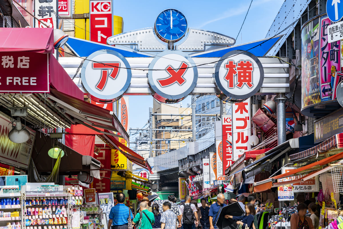上野・アメ横の食べ歩きガイド|名物グルメを費用・営業時間つき順路で