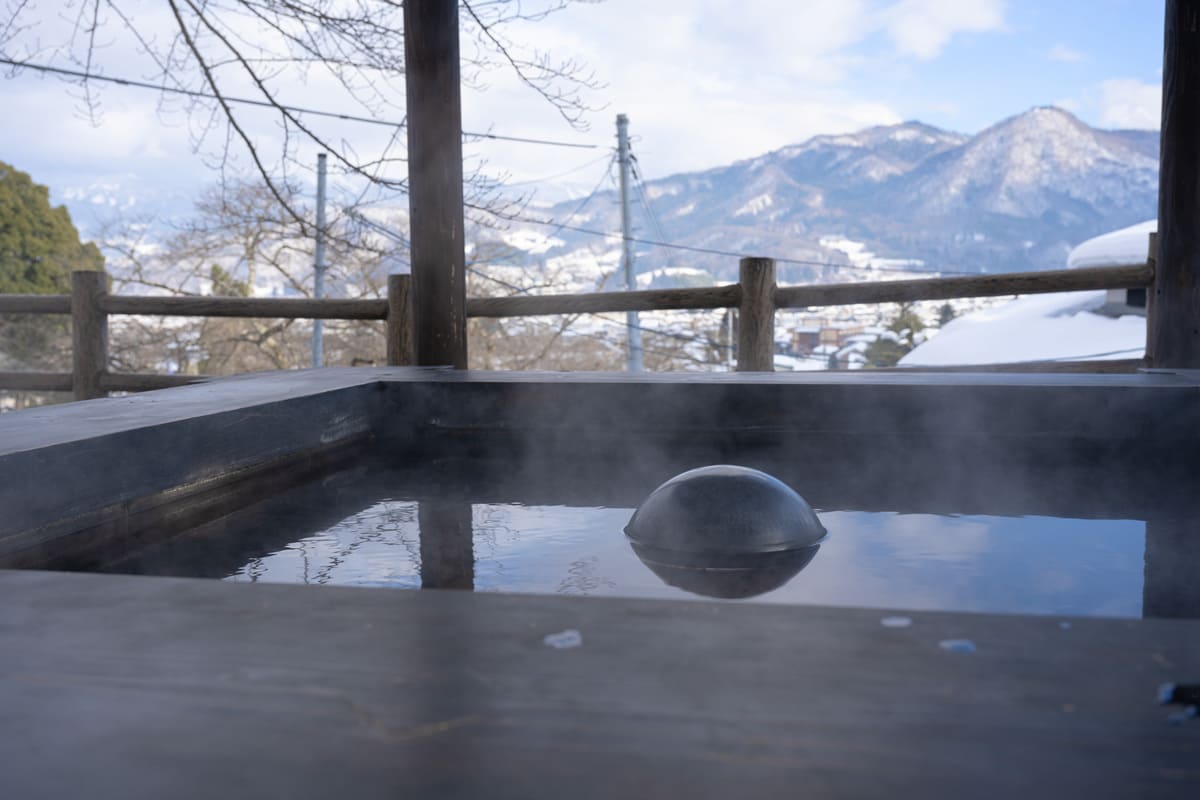 かみのやま温泉観光モデルコース【半日】上山城・武家屋敷・共同浴場を費用つき行程表で
