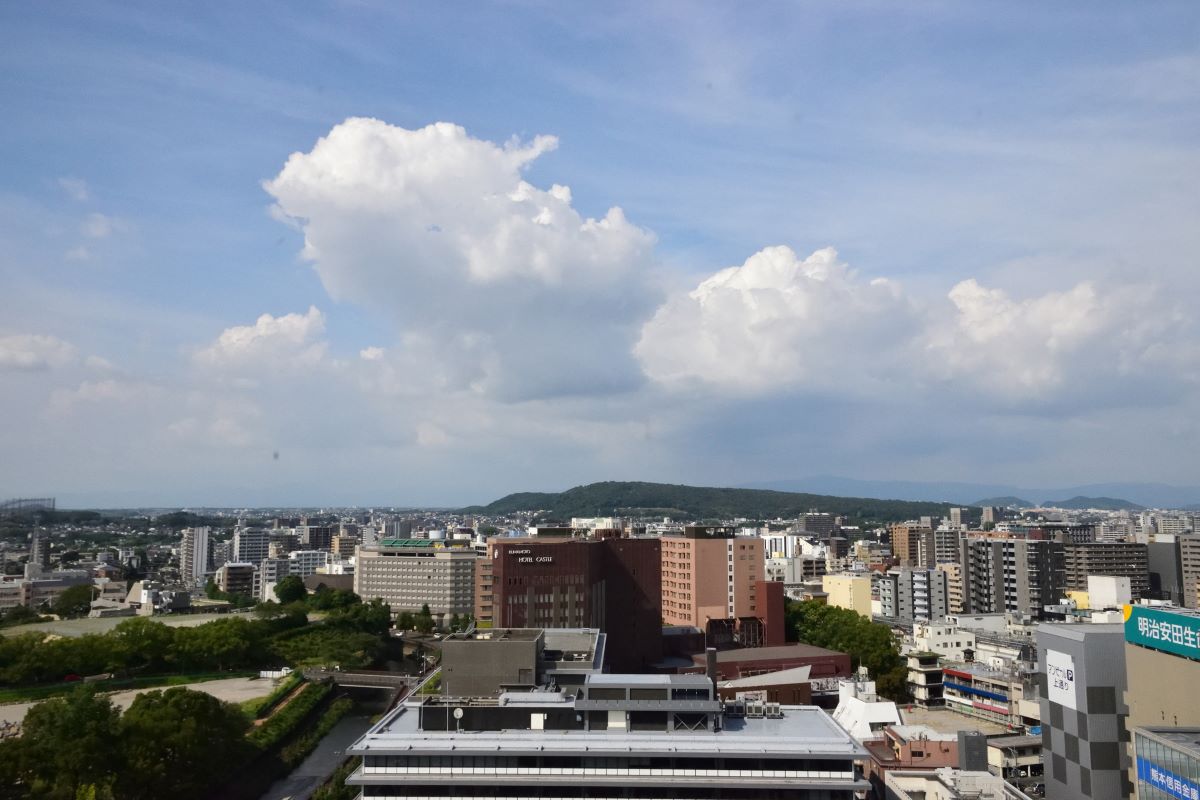 熊本市役所展望ロビーからの眺め