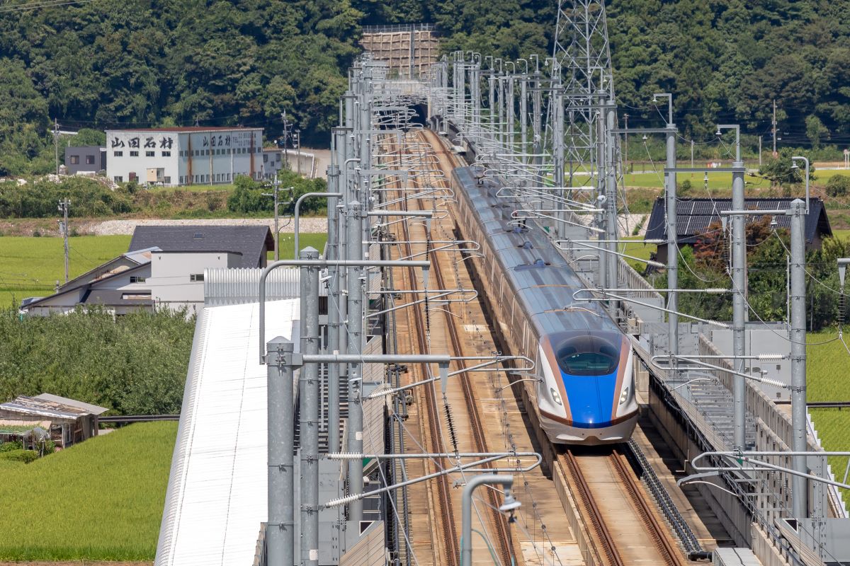 魚津行電車の景色画像