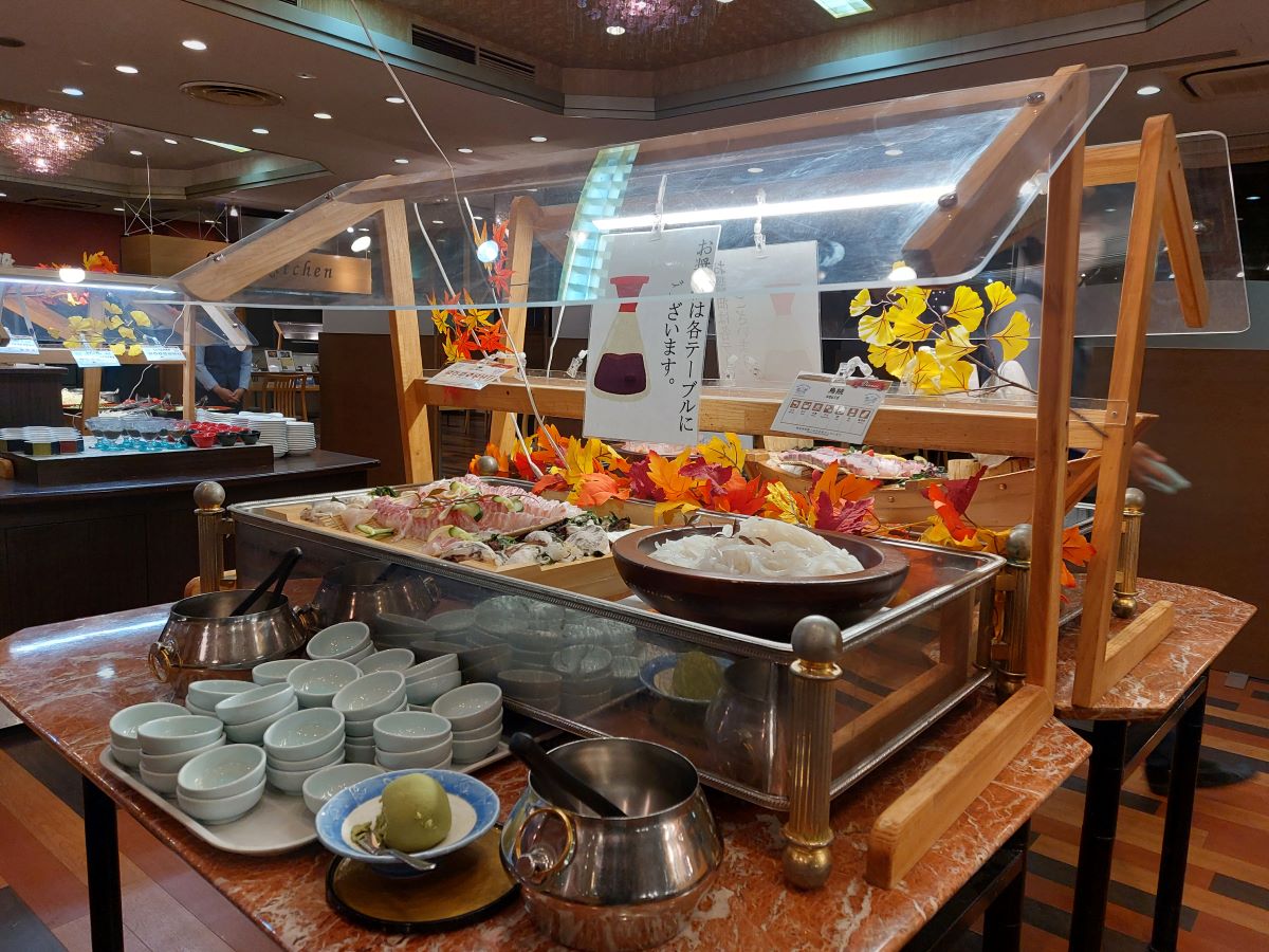大久野島休暇村「レストランうさんちゅ」の夜食・朝食のビュッフェ