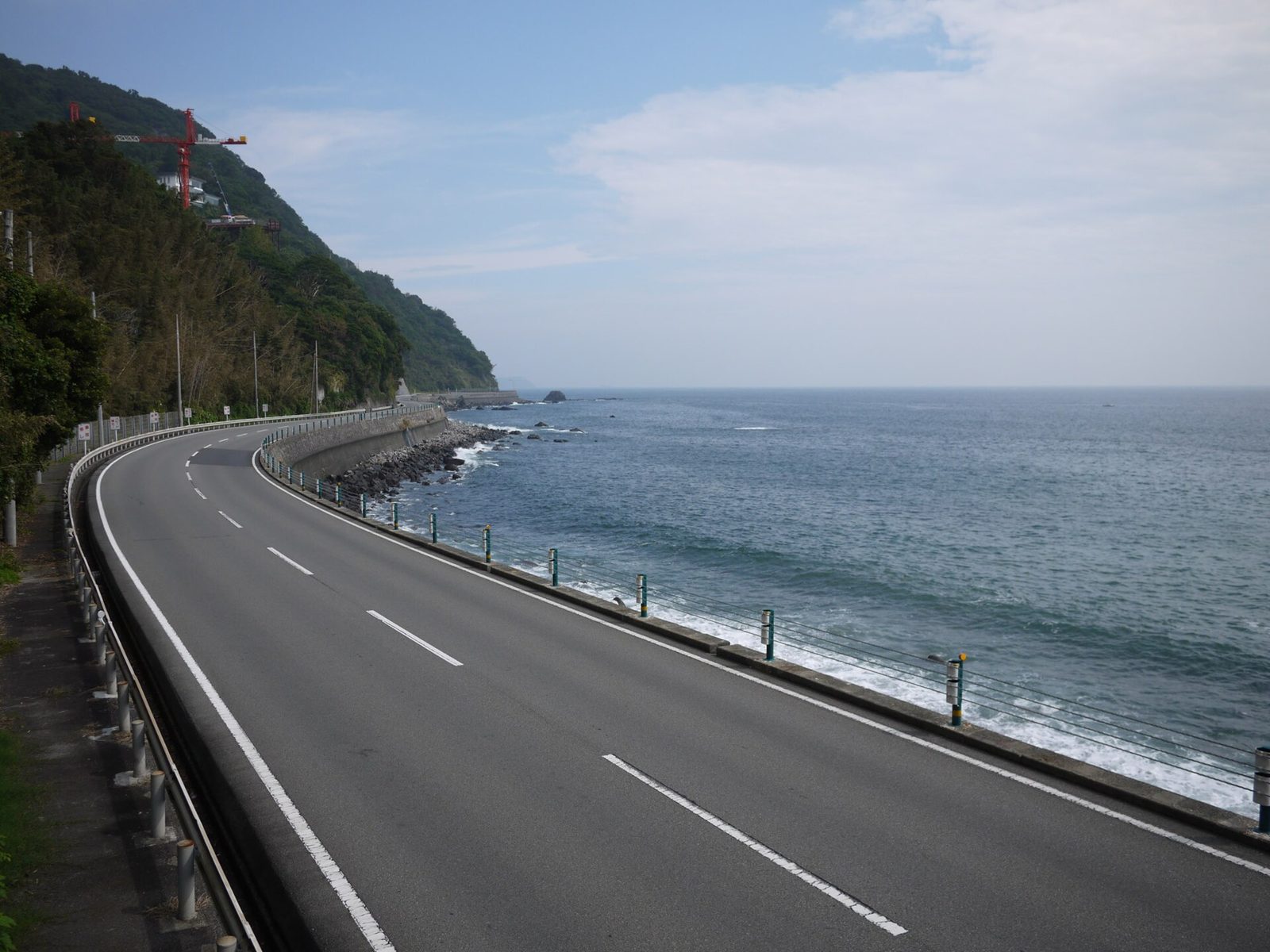 6月の熱海は何がある?あじさいは姫の沢公園が見頃・海開きは7/11まで・花火は6月お休み