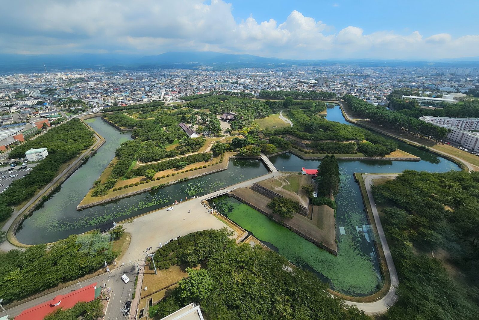 五稜郭タワーから見下ろす星形の五稜郭