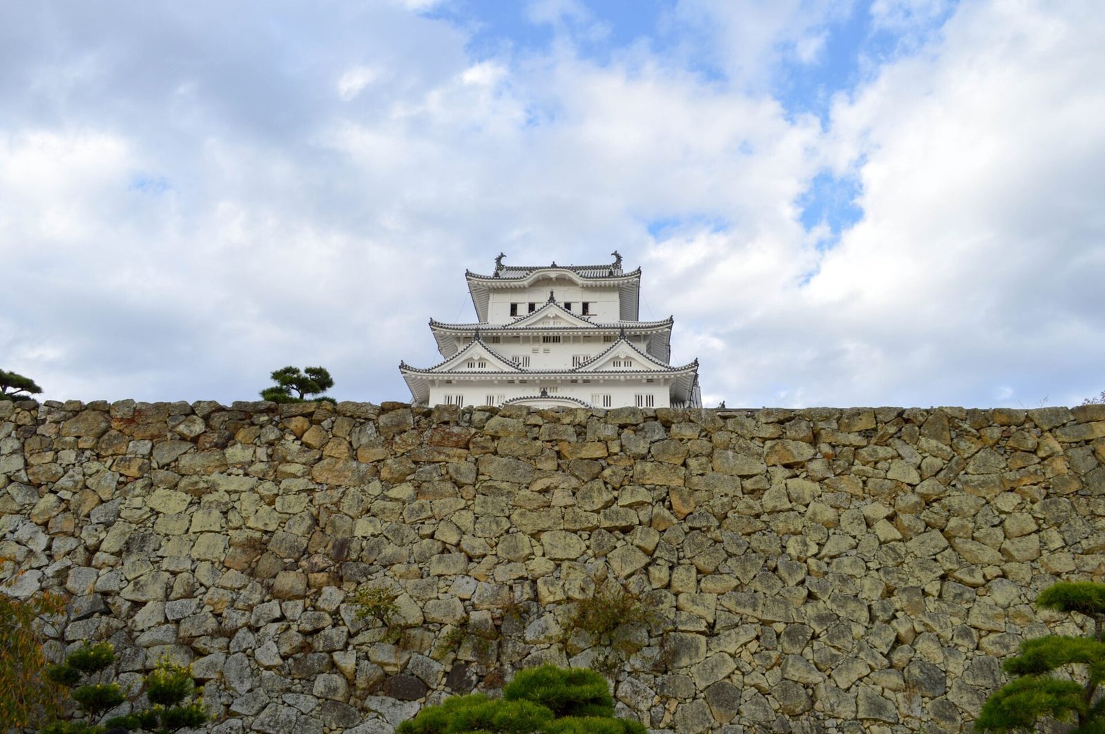 姫路観光モデルコース【1月・1日】姫路城の冬入城から書写山圓教寺まで・費用つき行程表