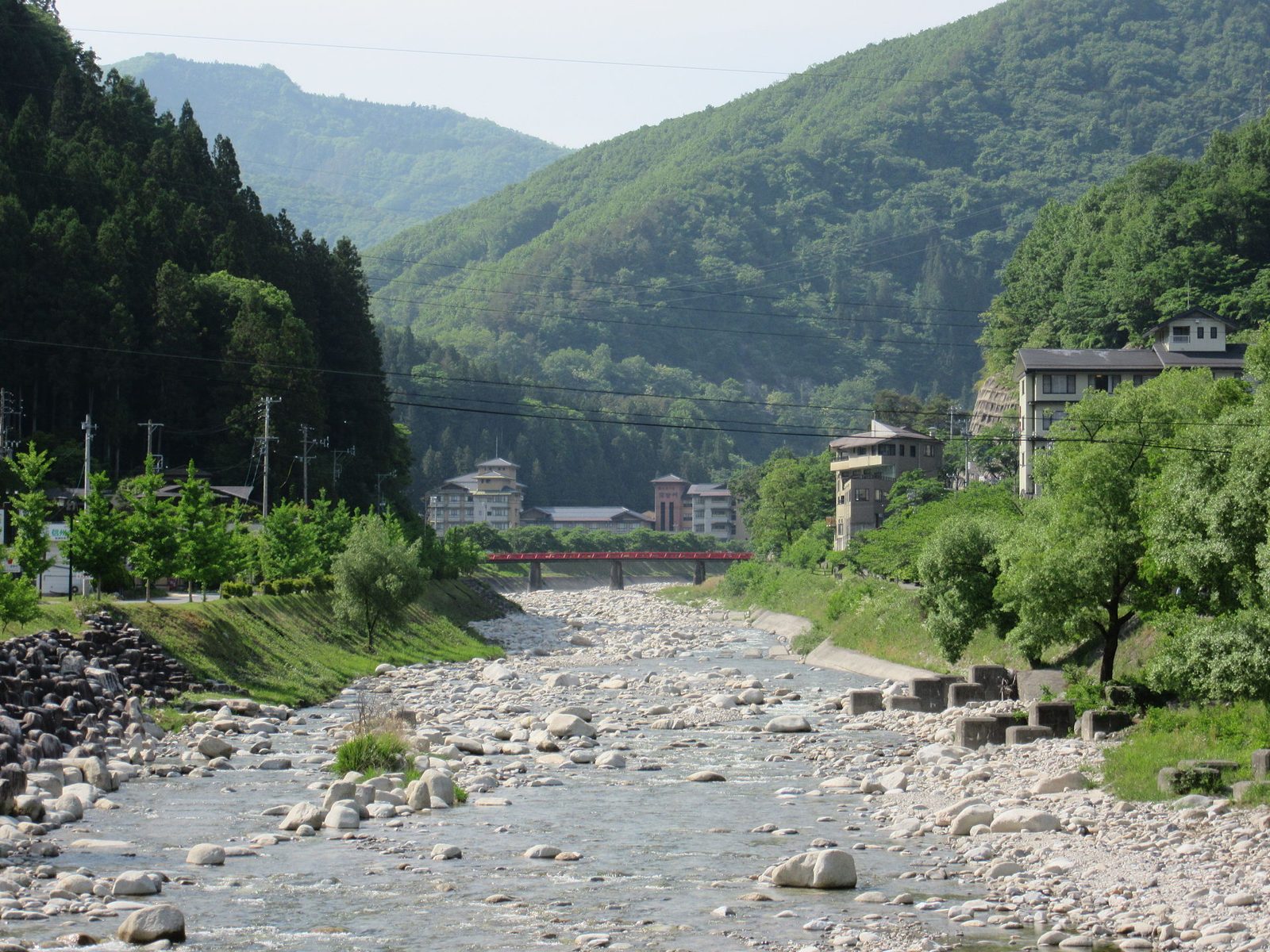 昼神温泉のお土産5選｜柿八の市田柿・喜久水「猿庫の泉」から昼神湯粉まで価格と日持ちつき