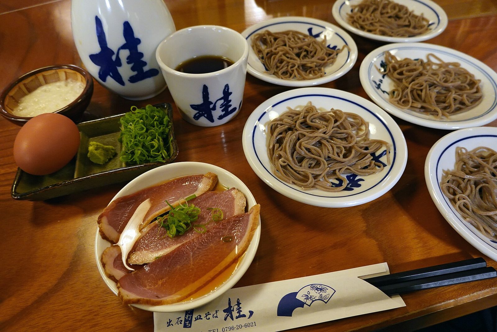出石のお土産5選｜楽々鶴の地酒・出石そば乾麺から出石焼・そばの実わらび餅まで日持ちつき