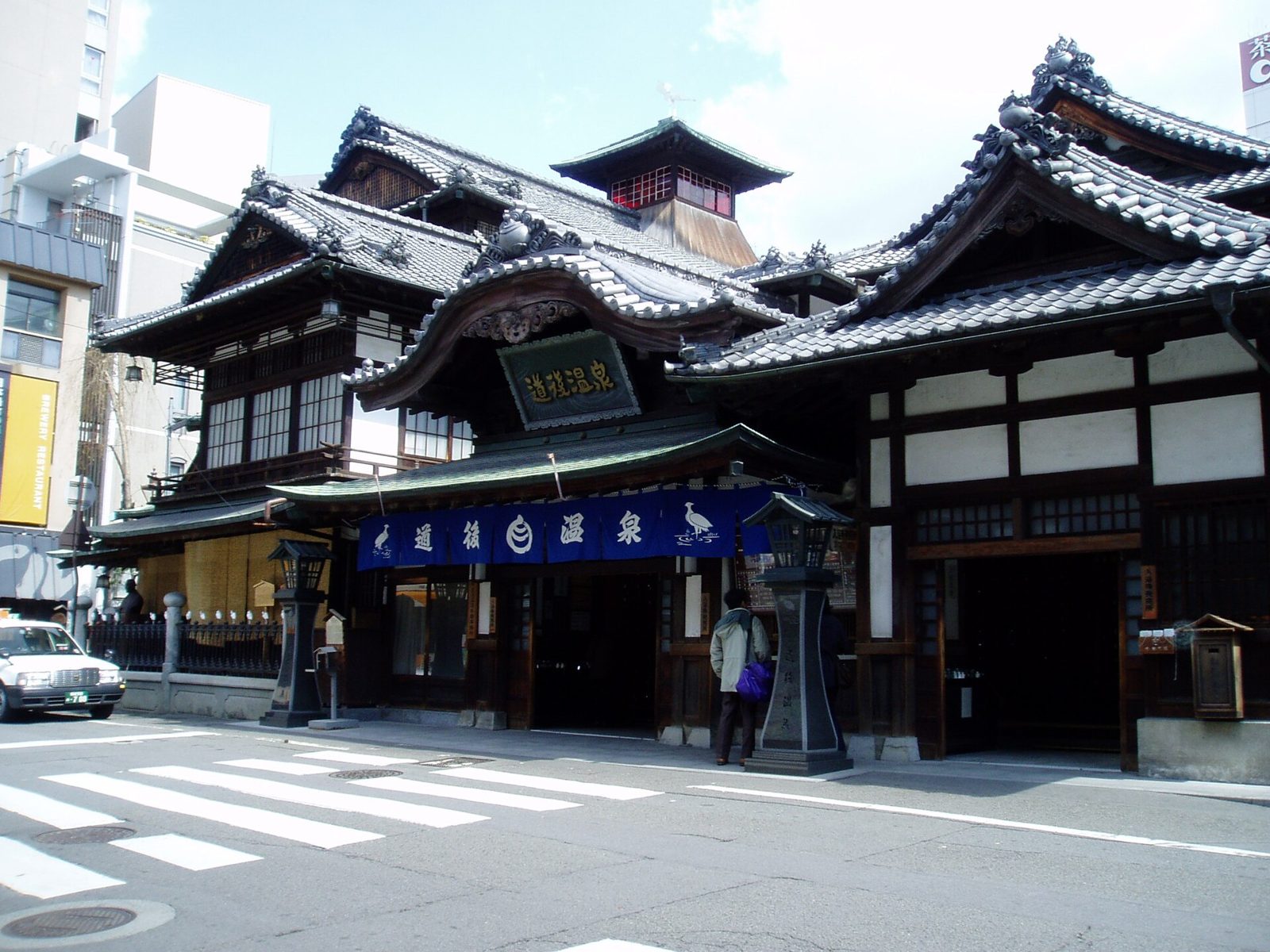 初めての松山観光1日モデルコース｜松山城・道後温泉本館・坊っちゃん列車を回る順番と定休日・最終入場つき