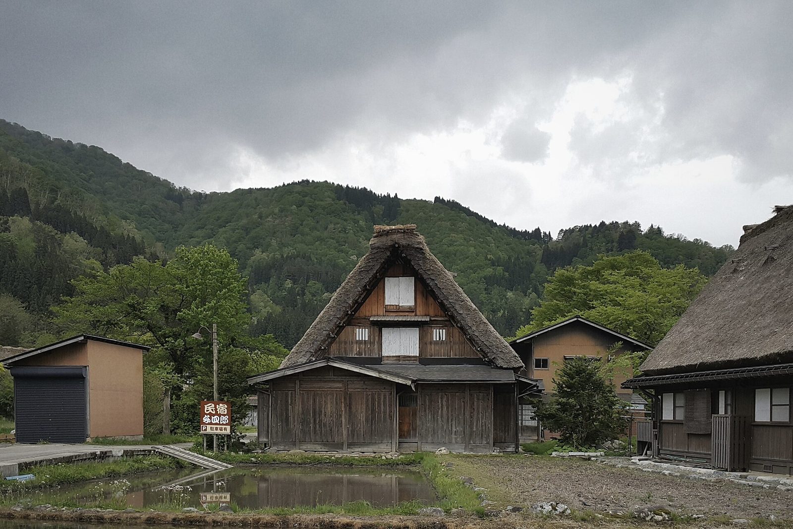 白川郷の合掌造り集落