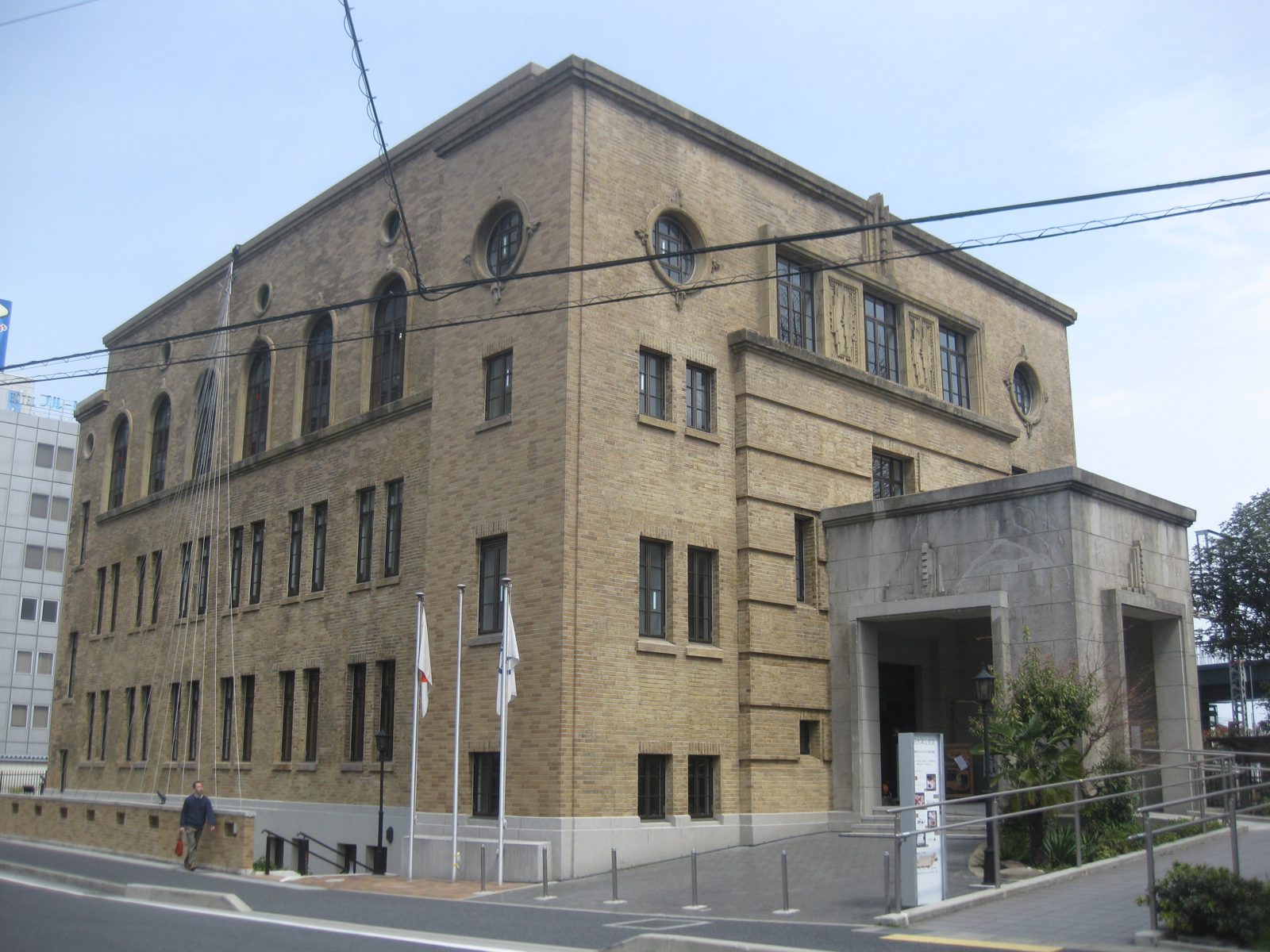 国の登録有形文化財・旧大津公会堂