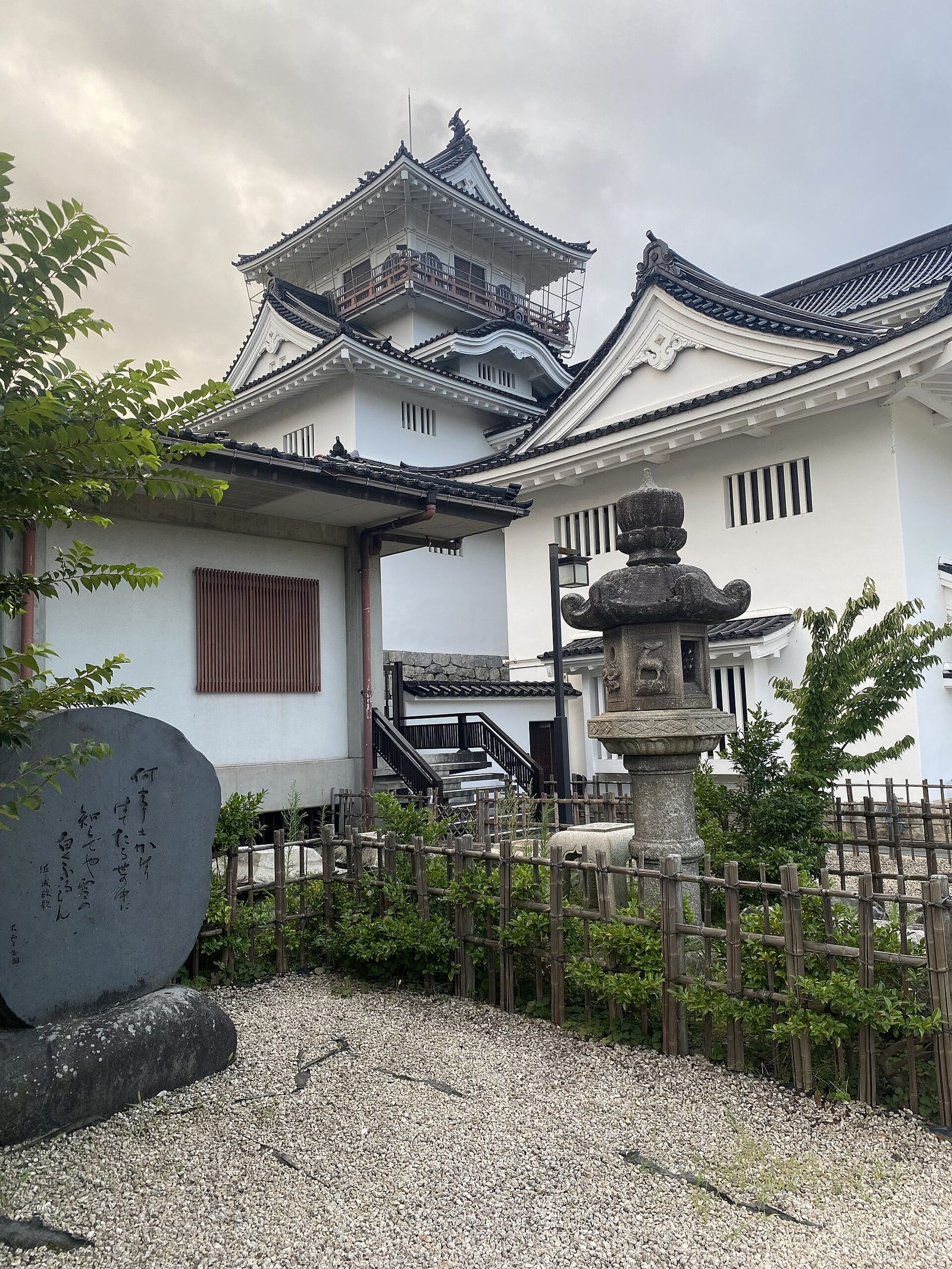 富山城址公園にある富山城の天守