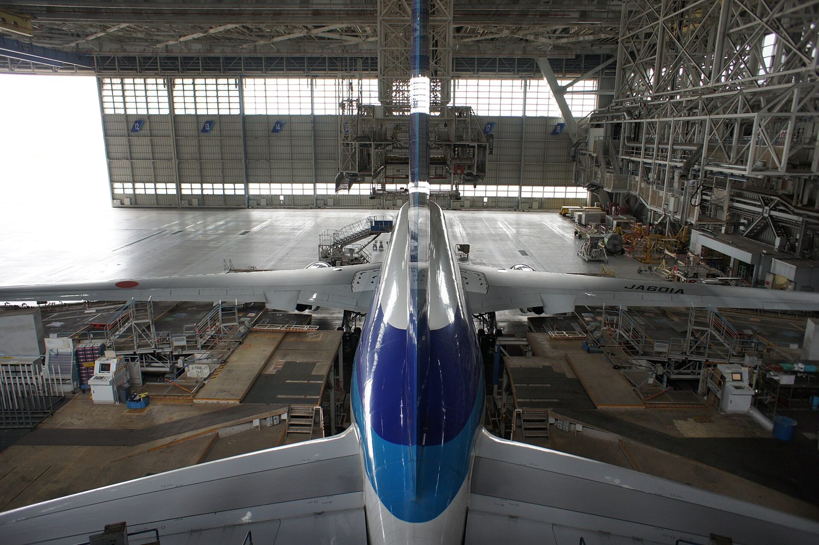 ANA機体工場見学の予約｜30日前9:30・所要75分・羽田空港