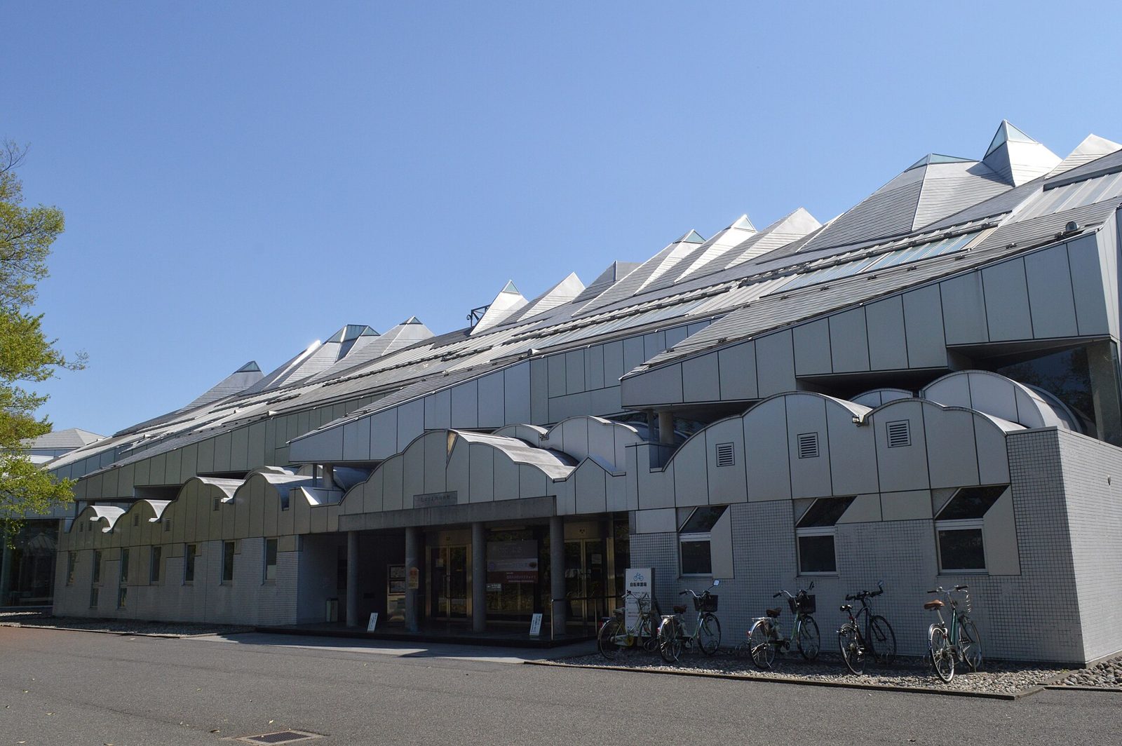 飯田市美術博物館の所要時間と回り方｜展示3区分+プラネタリウム