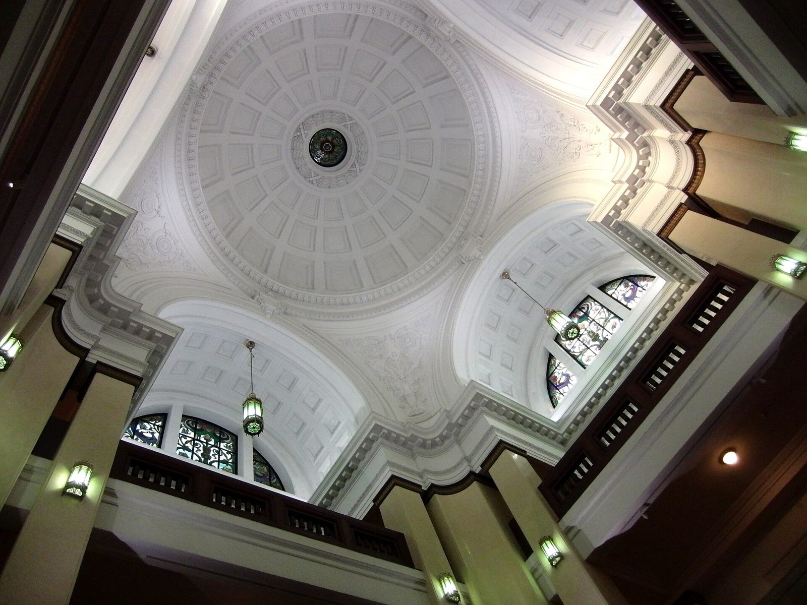 国立科学博物館の所要時間と回り方｜日本館・地球館2館構成