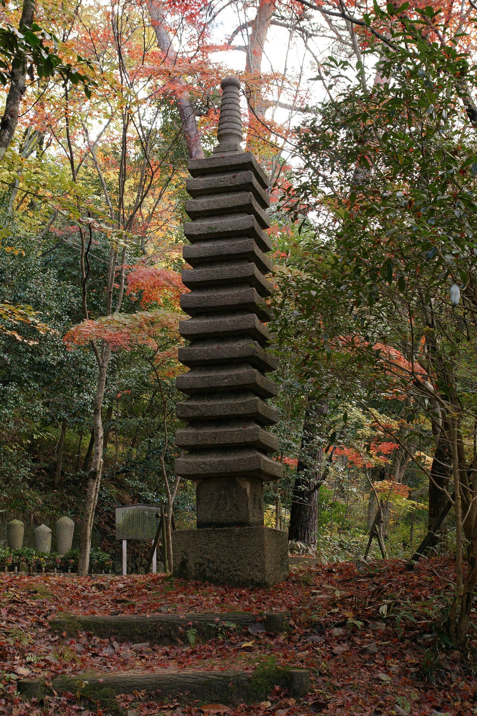 有馬温泉・瑞宝寺公園の紅葉へ車なしで行く方法｜有馬温泉駅から徒歩20分・11月は車両通行規制
