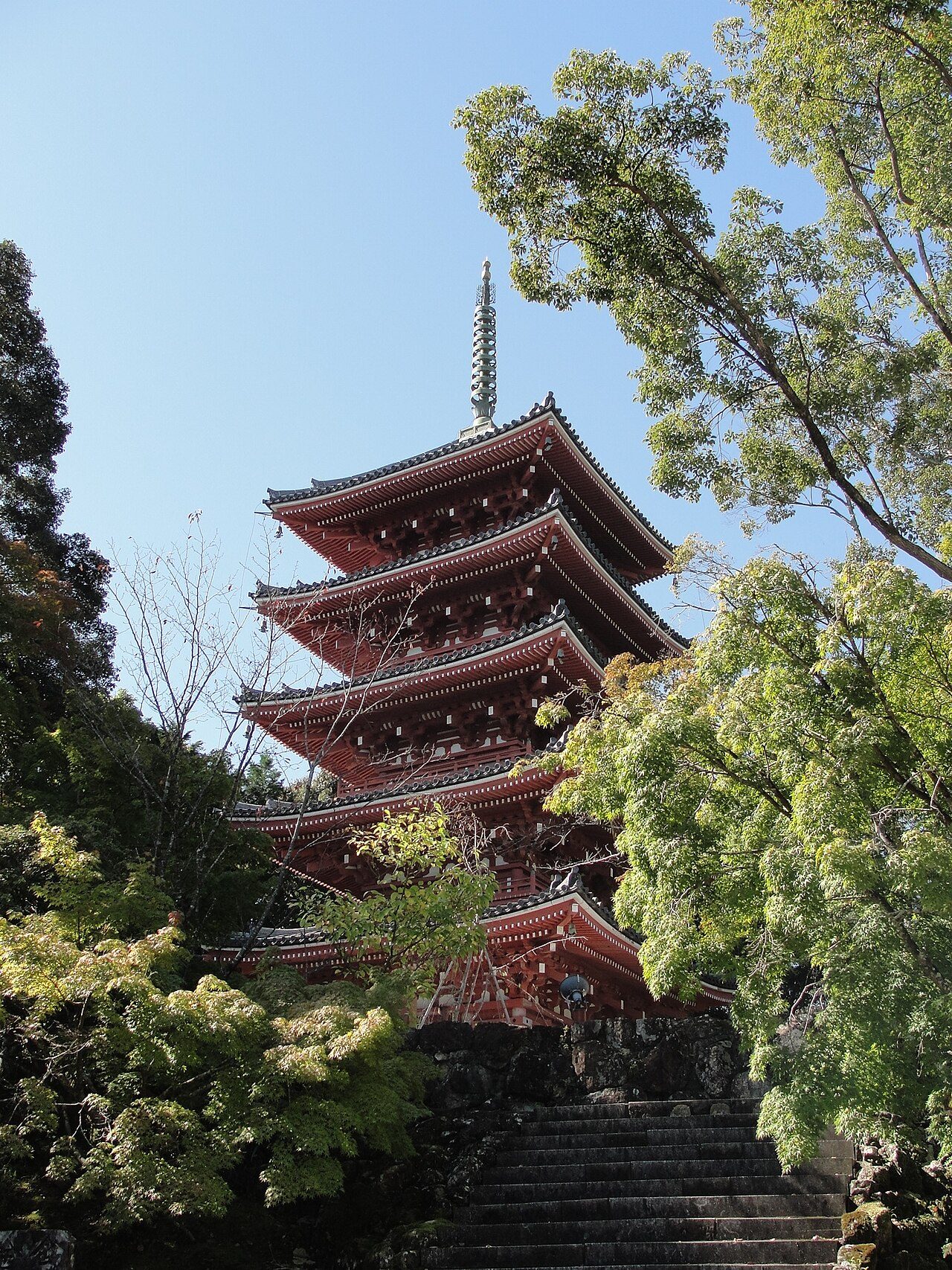竹林寺の紅葉へ車なしで行く方法｜JR高知駅からMY遊バス29分・五台山券1,000円