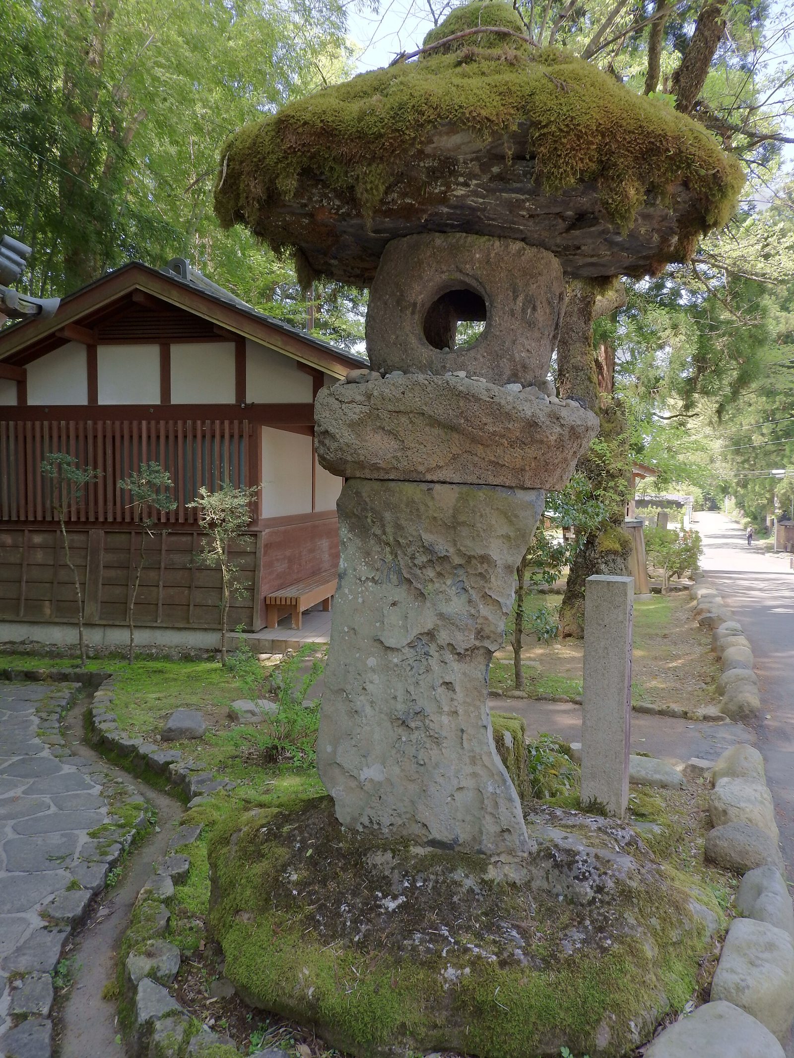 平泉寺白山神社へ車なしで参拝｜勝山駅から片道200円と予約便