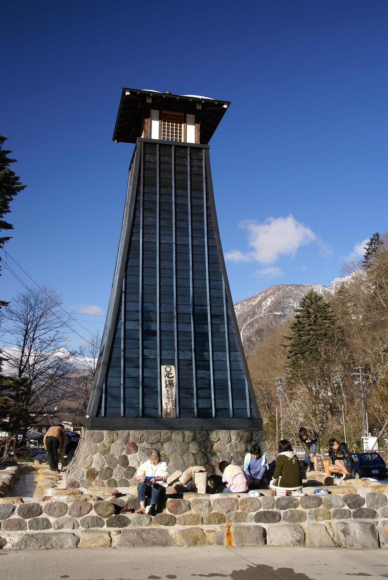 平湯温泉へ車なしで｜高山から1,600円・上高地へ1,500円