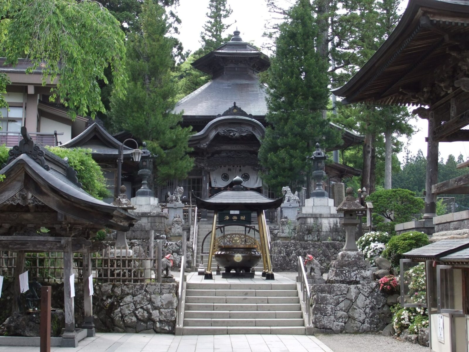 定義如来西方寺の紅葉へ車なしで行く方法｜仙台駅前から市営バス・見頃は例年10月下旬