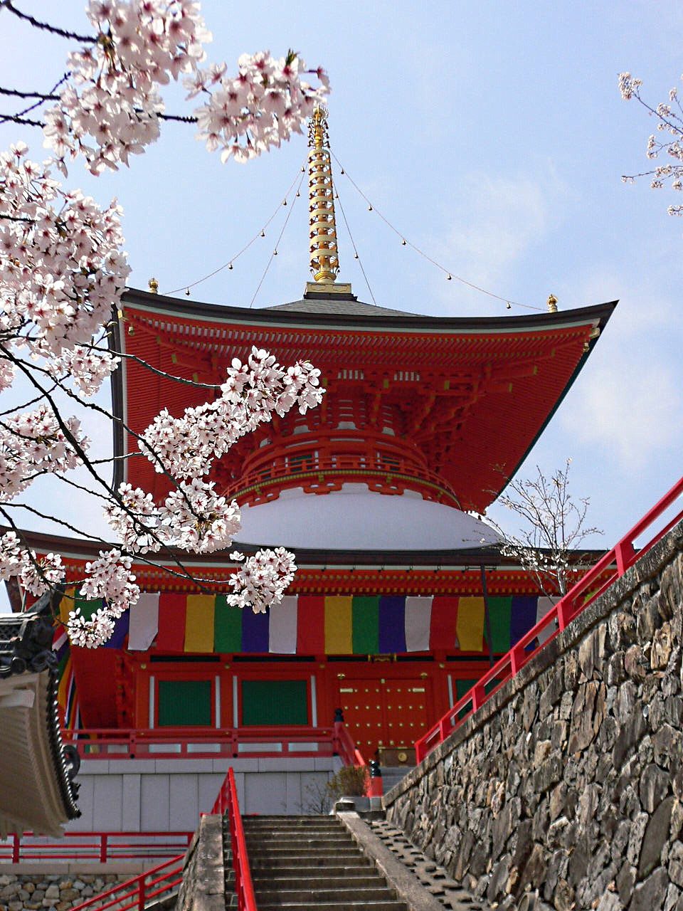 中山寺の紅葉へ車なしで行く方法｜阪急中山観音駅から徒歩1分・奥之院は山道で約1時間