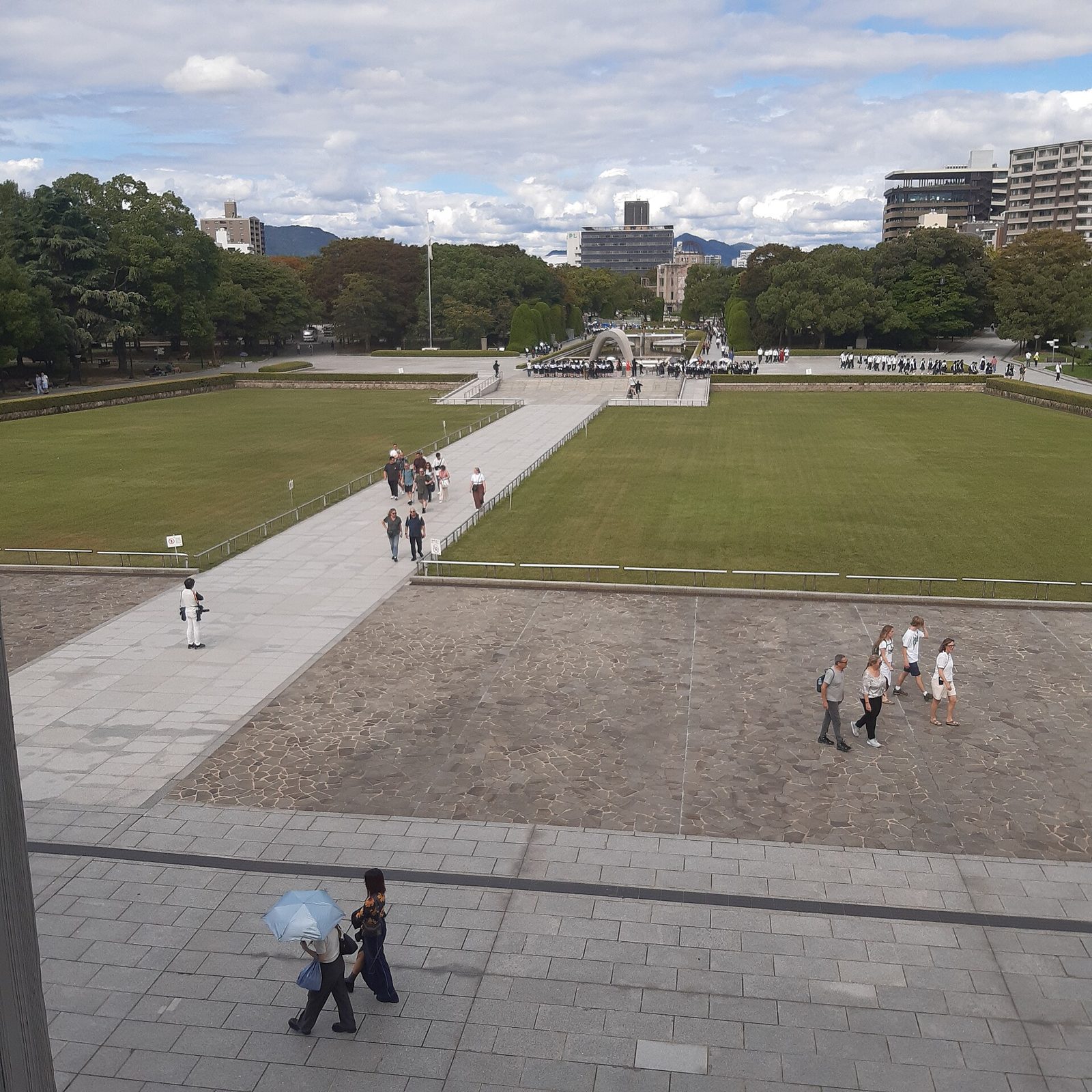 広島平和記念資料館の所要時間｜入館200円・音声ガイド70分