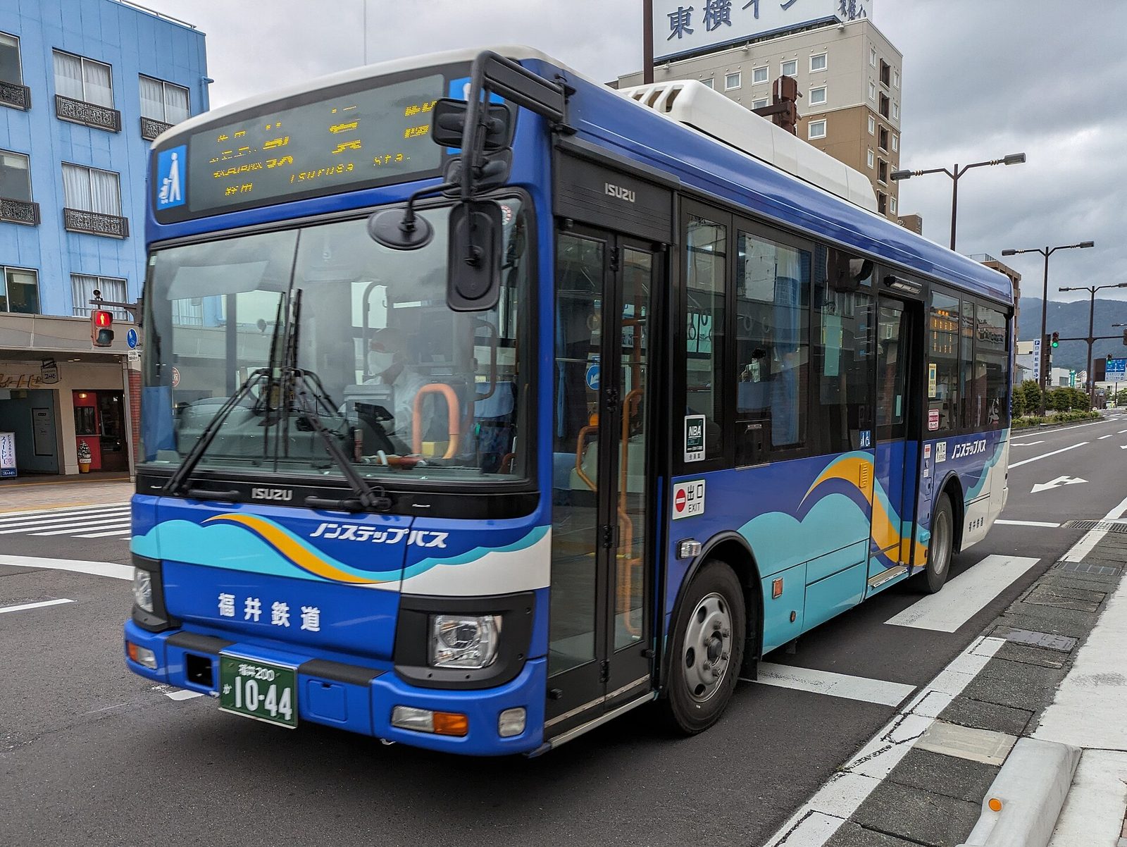 敦賀駅の待ち時間｜1時間・3時間・半日の過ごし方と周遊バス