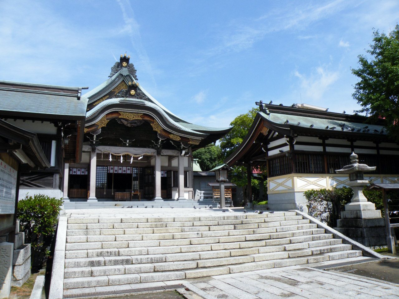 亀山八幡宮へ車なしで｜佐世保駅前からバス8分・往復460円